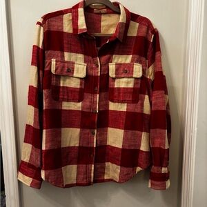 Urban Daizy Red and Cream Plaid Button-Up Shirt - L